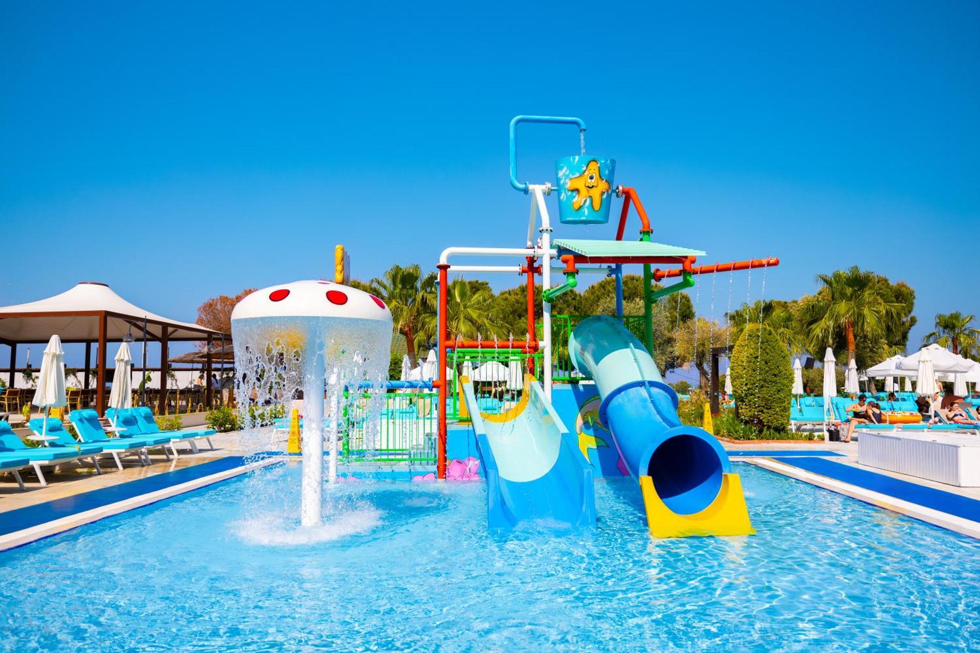 Ramada & Golf Курортний комплекс Кушадаси