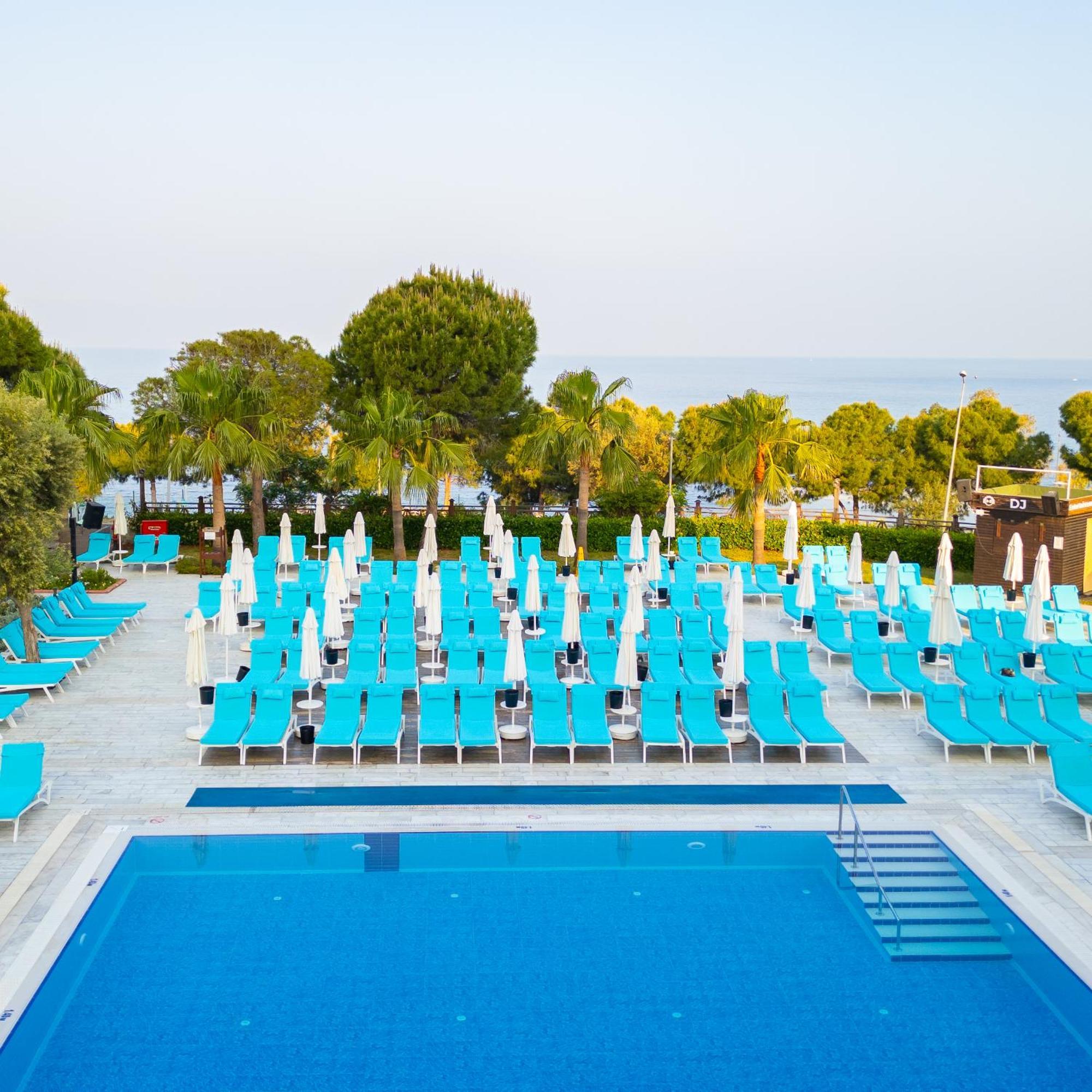 Ramada & Golf Курортний комплекс Кушадаси